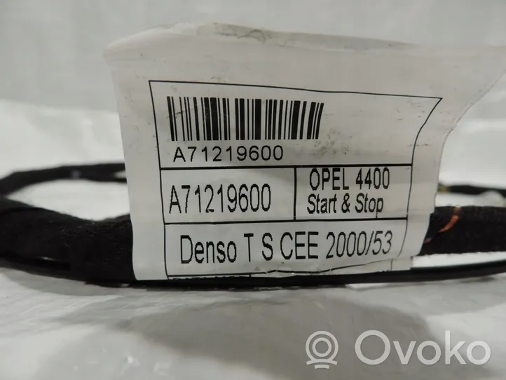 Opel Corsa D Inna wiązka przewodów / kabli 13330579