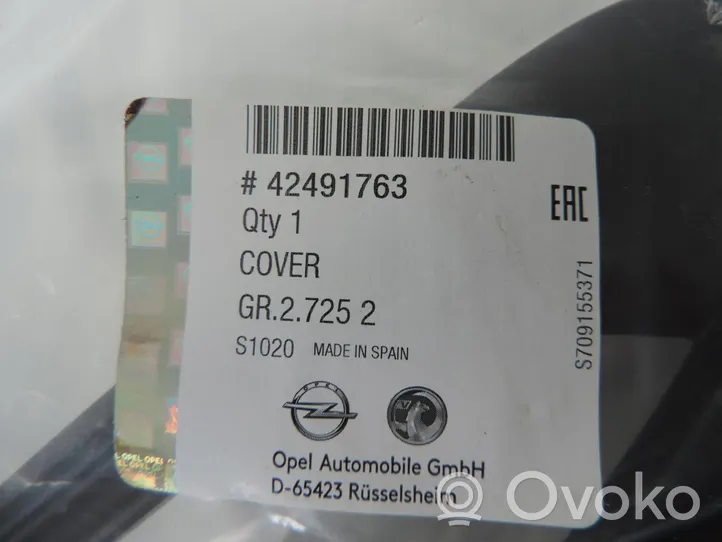 Opel Mokka X Etupuskurin alempi jäähdytinsäleikkö 42491763