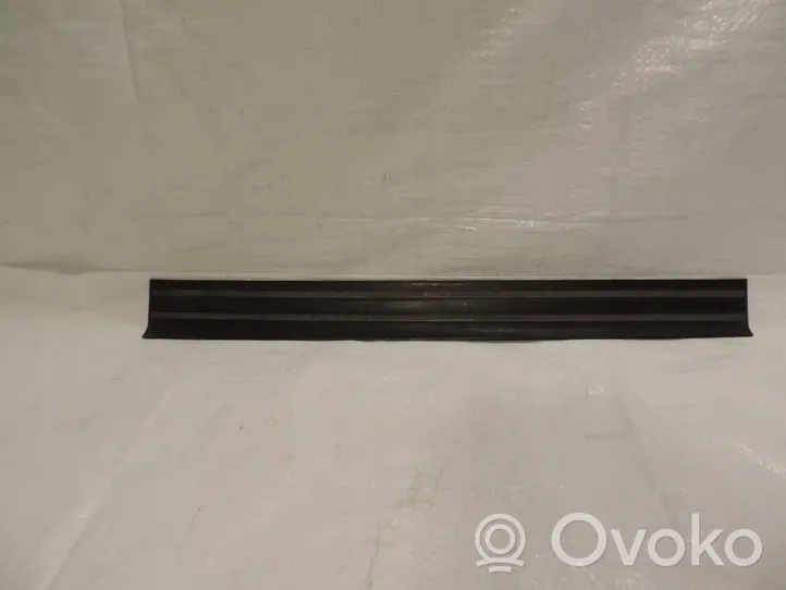 Opel Astra H Front sill trim cover 13238378