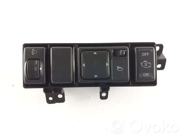 Nissan Navara D40 Other switches/knobs/shifts 