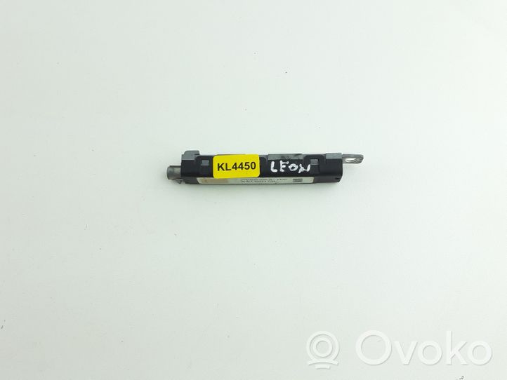 Seat Altea Antenos stiprintuvas 5P0035225A