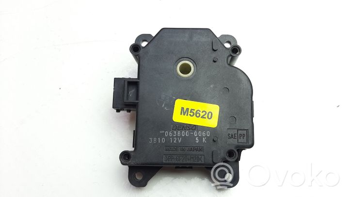 Lexus RX 330 - 350 - 400H Silniczek nagrzewnicy 0638000060