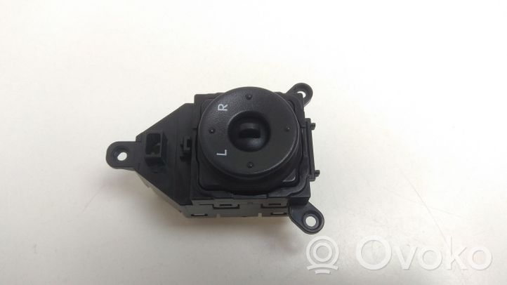 KIA Soul Wing mirror switch 4864801110