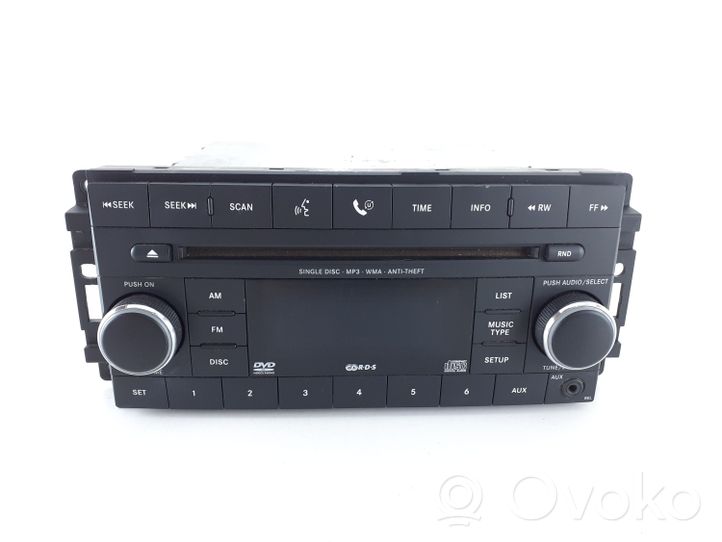 Chrysler Voyager Radio/CD/DVD/GPS-pääyksikkö 05064925AG