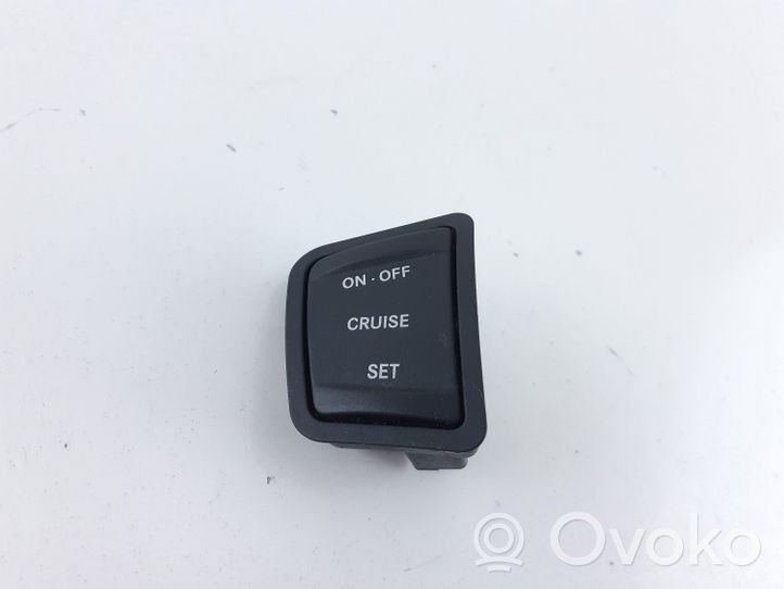 Jeep Commander Boutons / interrupteurs volant 56050265AB