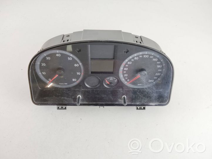 Volkswagen Caddy Spidometras (prietaisų skydelis) 2K0920843B