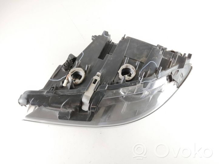 BMW 5 F10 F11 Lampa przednia 7203252