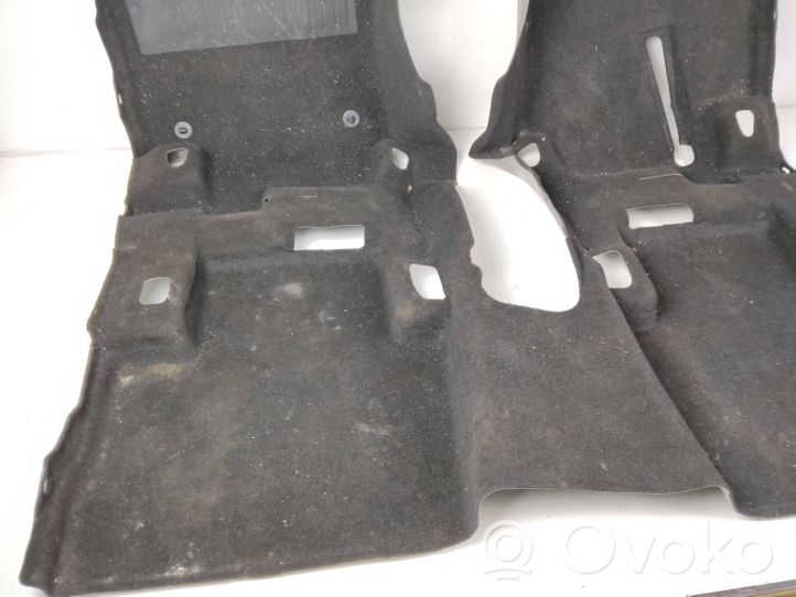 Toyota RAV 4 (XA50) Tapis de sol / moquette de cabine avant 