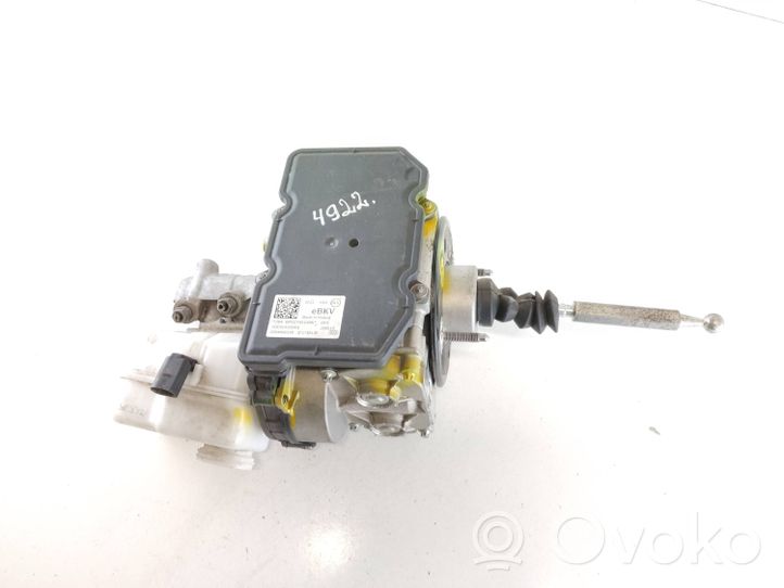 Volkswagen PASSAT B8 Główny cylinder hamulca 5QE614105AQ