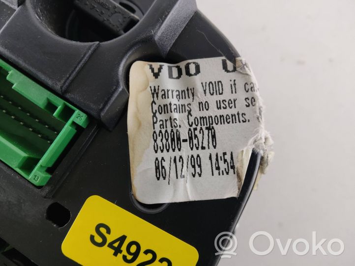 Toyota Avensis T220 Tachimetro (quadro strumenti) 8380005270