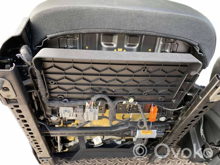 Land Rover Range Rover Evoque L538 Istuimien ja ovien verhoilusarja 
