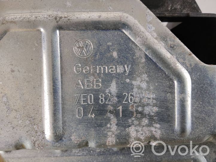 Volkswagen Caddy Atidarymo rankenėlė galinio dangčio (išorinė) 7E5827315A