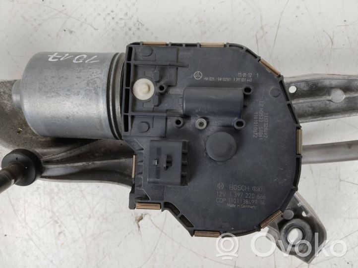 Mercedes-Benz CLS C218 X218 Front wiper linkage and motor A2128201240