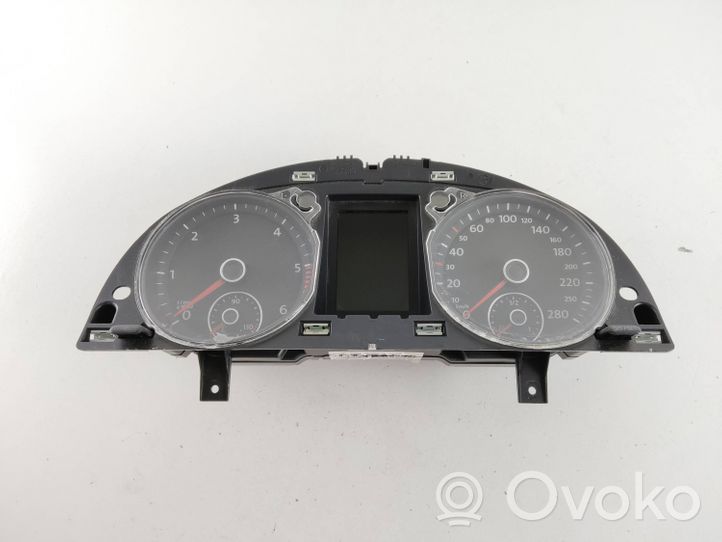 Volkswagen PASSAT CC Tachimetro (quadro strumenti) 3C8920870G