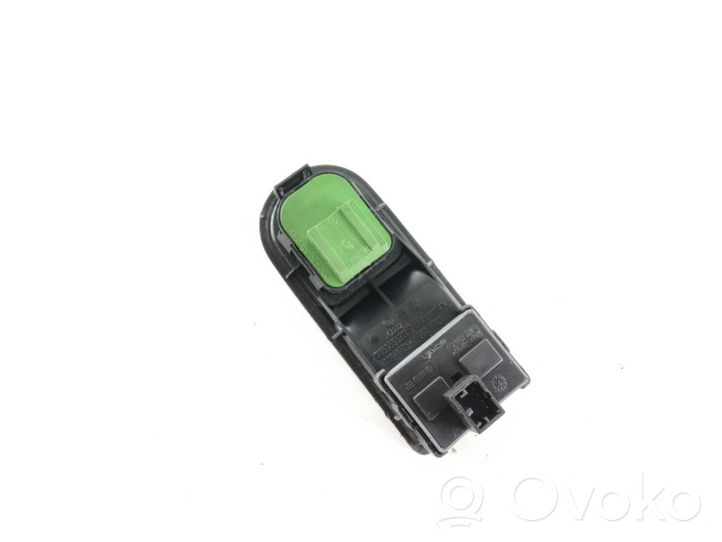 Volkswagen Transporter - Caravelle T5 Wing mirror switch 7H5959539H