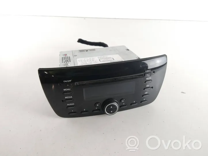 Opel Combo D Panel / Radioodtwarzacz CD/DVD/GPS 7355726390