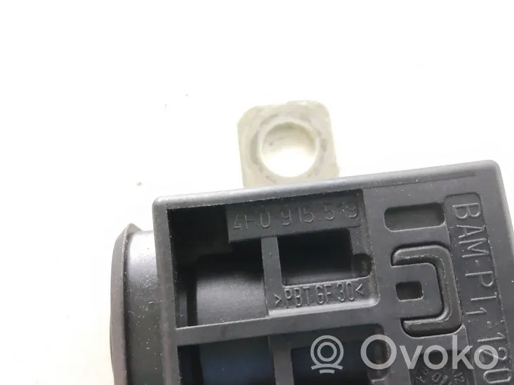 Audi A8 S8 D4 4H Ignition-blocking relay 4F0915519
