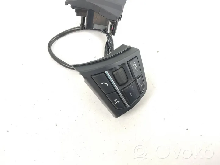 BMW 5 F10 F11 Steering wheel buttons/switches 9229484