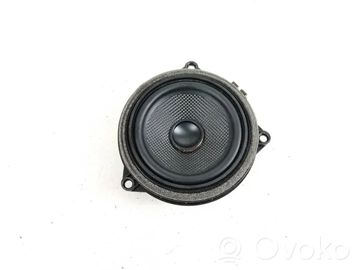 BMW X3 F25 Garsiakalbis (-iai) priekinėse duryse 9209184