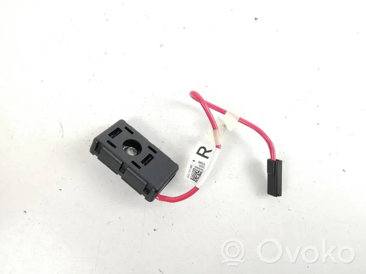 Tesla Model 3 Antennenverstärker Signalverstärker 168020900A