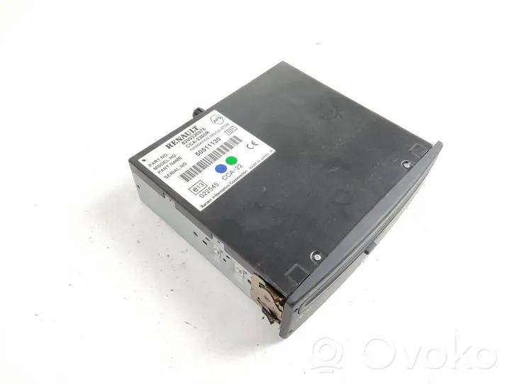 Renault Laguna II Stacja multimedialna GPS / CD / DVD 8200326976