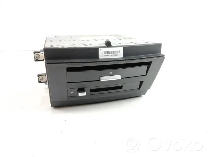 Mercedes-Benz S W221 Panel / Radioodtwarzacz CD/DVD/GPS A2218702795