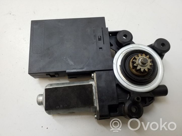 Volvo C30 Etuoven ikkunan nostomoottori 31295170AA