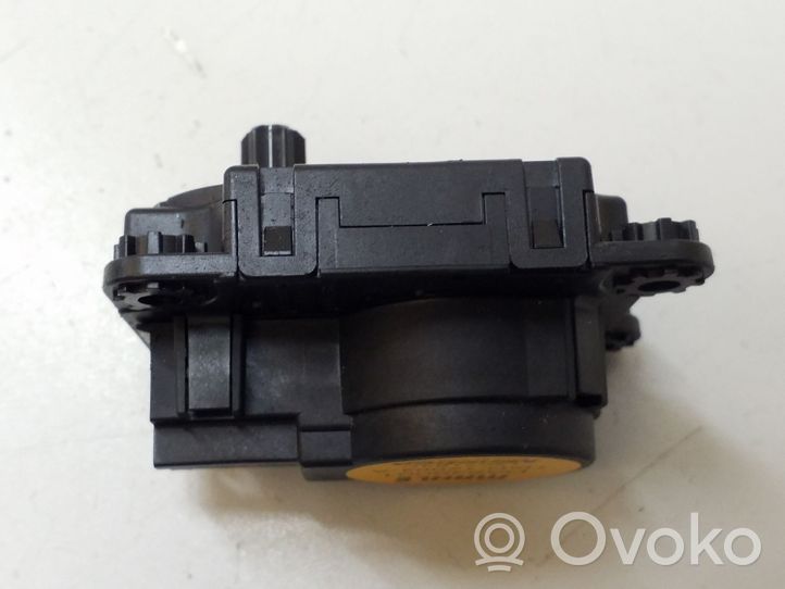 Opel Insignia B Tuloilmaventtiilin käyttömoottori DA646001