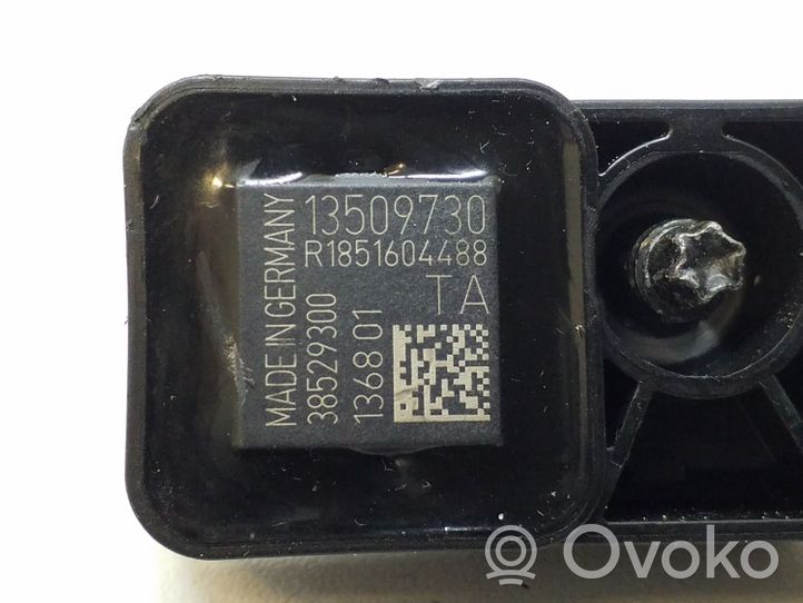 Opel Insignia B Sensore d’urto/d'impatto apertura airbag 13509730
