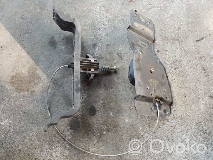 Chrysler Town & Country V Supporto di montaggio ruota di scorta 05109667AE