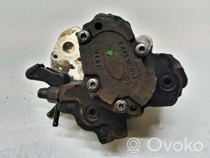 Toyota Yaris Degalų (kuro) siurblys 2210033010