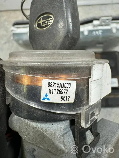 Subaru Legacy Kit centralina motore ECU e serratura 88215AJ000