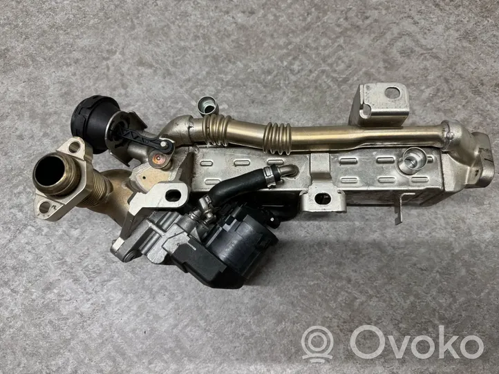 BMW 3 F30 F35 F31 EGR-venttiili/lauhdutin 8476993