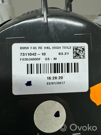 BMW 2 F45 Lampy tylnej klapy bagażnika 7311042