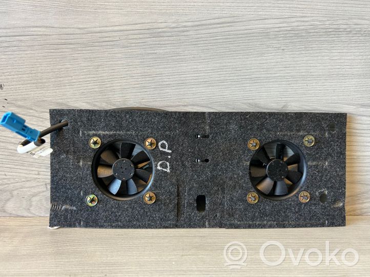 Mercedes-Benz E W211 Ventola/ventilatore sedile 2118202142