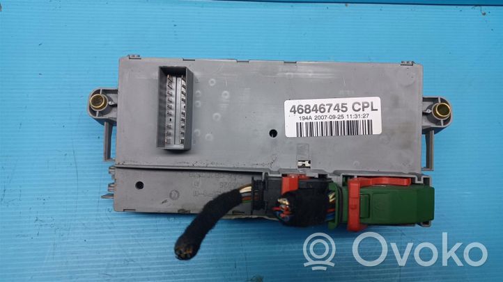 Fiat Croma Module de fusibles 51804074