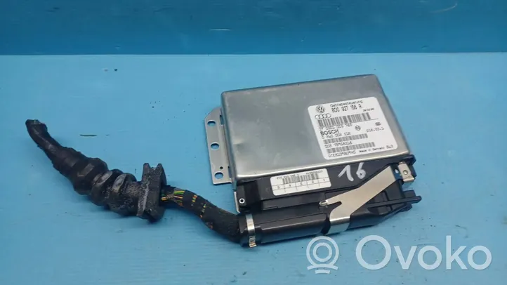 Audi A4 S4 B5 8D Module de contrôle de boîte de vitesses ECU 8D0927156R