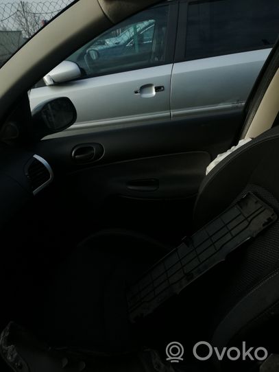 Peugeot 206+ Kit siège 