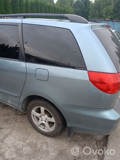 Toyota Sienna XL20 II Bouchon, volet de trappe de réservoir à carburant 