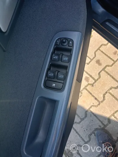 Volvo V50 Other devices 