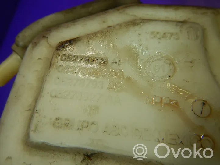 05278709AI Chevrolet PT Cruiser Coolant expansion tank/reservoir, 9.17