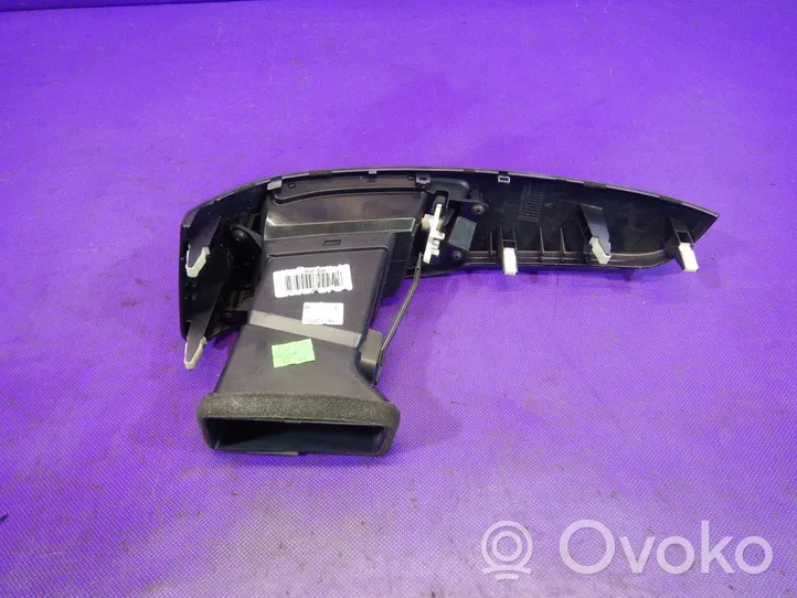 KIA Venga Lango oro grotelės 847761-P000