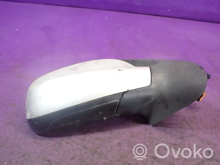 Citroen Xsara Picasso Front door electric wing mirror 