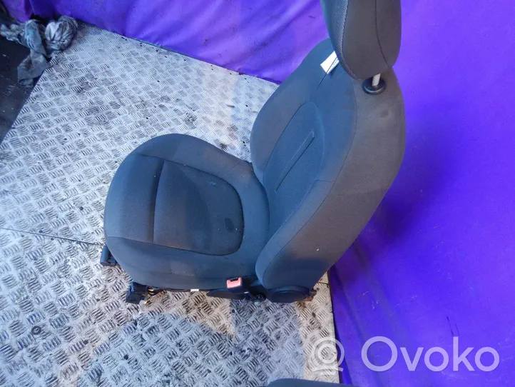 Fiat Bravo Fotele / Kanapa / Komplet 