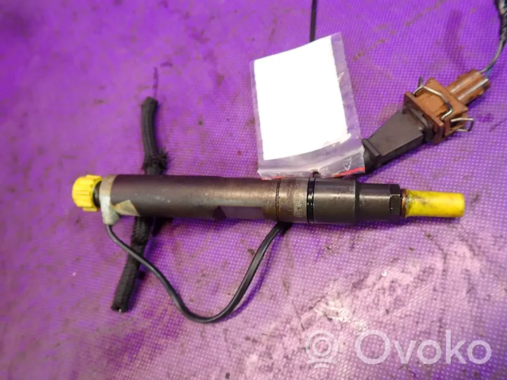 Seat Arosa Injecteur de carburant 028130202S