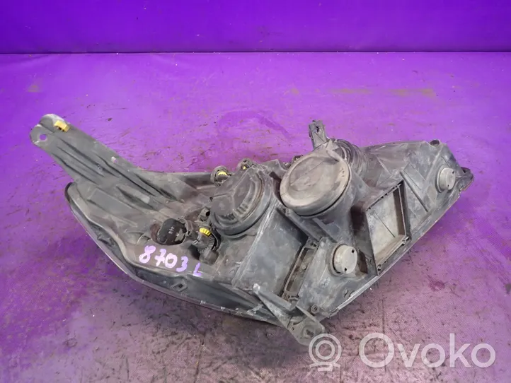 Opel Vectra C Lampa przednia 13170915