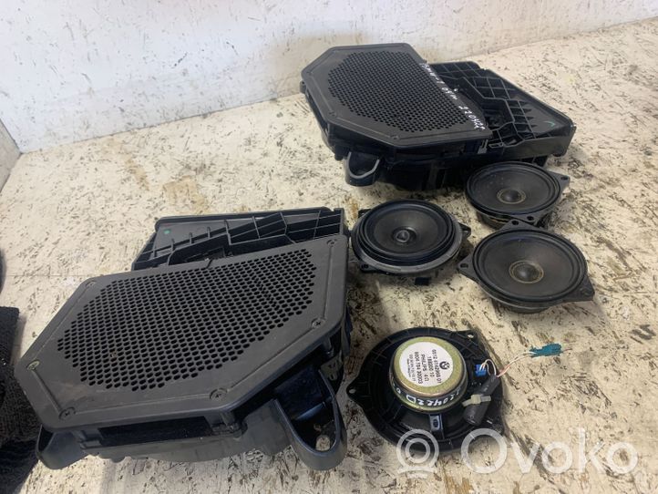 BMW 1 E81 E87 Zestaw audio 18820010