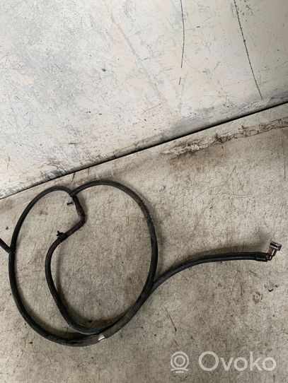 Ford Kuga I Windshield washer fluid hose 