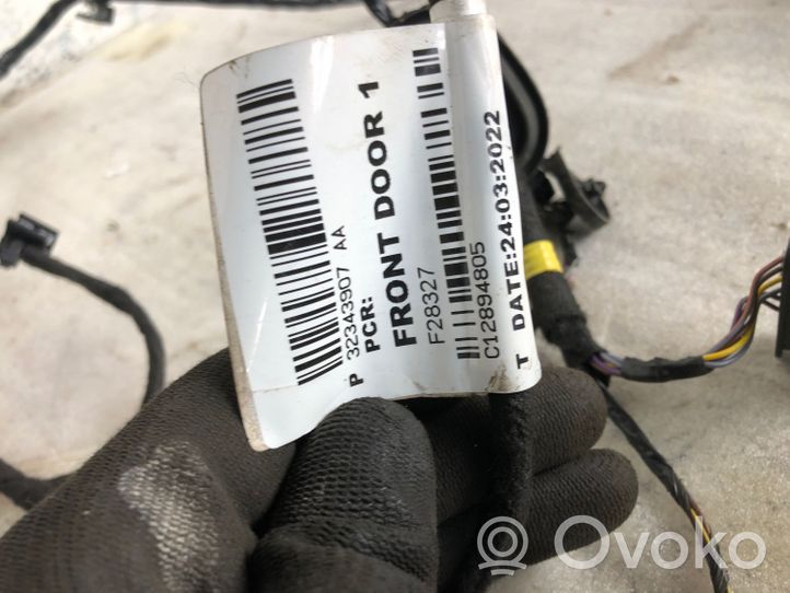 Volvo XC40 Priekinių durų instaliacija 32343907aa