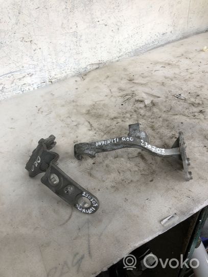 Infiniti Q50 Support, boîtier de filtre à air A6510941427